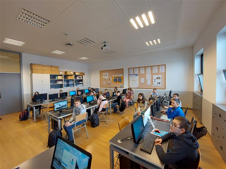 Slika /Sigurnost na internetu 2025/20250213_104720.jpg